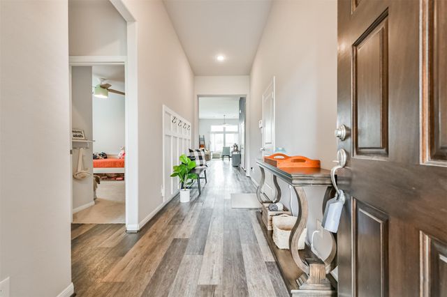 6304 Firewood Drive, League City, TX 77573