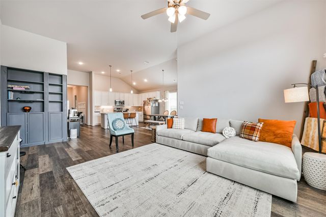 6304 Firewood Drive, League City, TX 77573