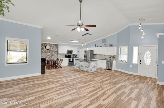 406 CRANES LANDING Court, Jacksonville, FL 32216