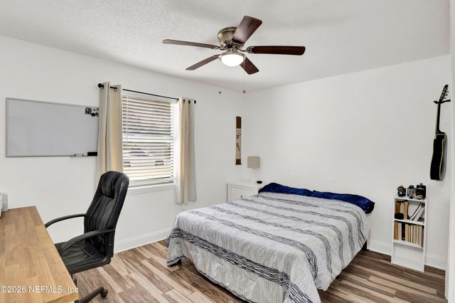 406 CRANES LANDING Court, Jacksonville, FL 32216