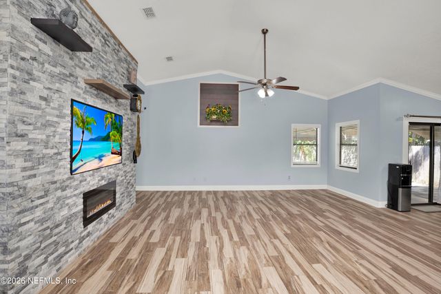 406 CRANES LANDING Court, Jacksonville, FL 32216