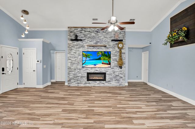 406 CRANES LANDING Court, Jacksonville, FL 32216