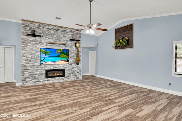 406 CRANES LANDING Court, Jacksonville, FL 32216