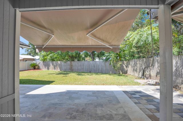 406 CRANES LANDING Court, Jacksonville, FL 32216