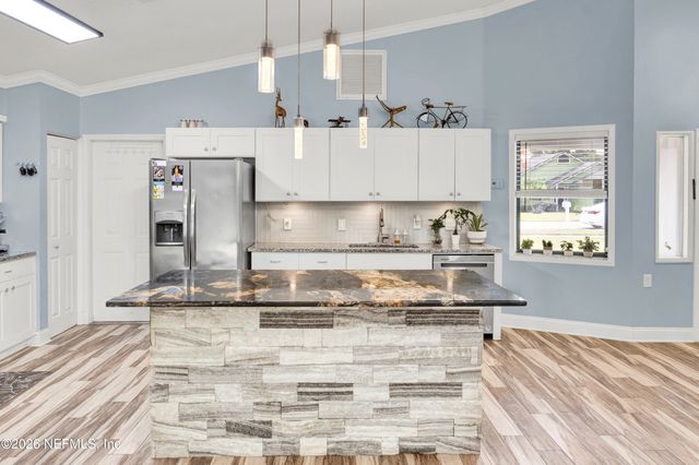 406 CRANES LANDING Court, Jacksonville, FL 32216