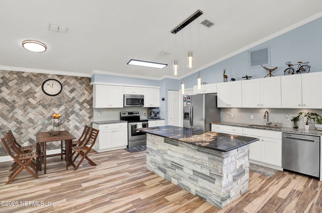 406 CRANES LANDING Court, Jacksonville, FL 32216