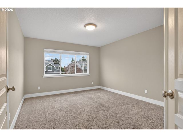 1349 Se 72ND Ave, Hillsboro, OR 97123