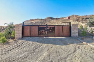 20653 Mustang Court, Lake Mathews, CA 92570