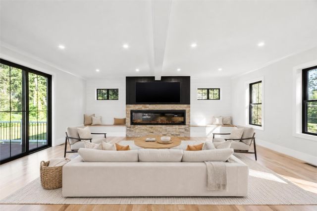 865 Johnson Street, North Andover, MA 01845