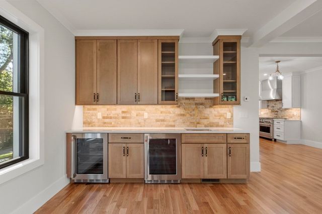 865 Johnson Street, North Andover, MA 01845