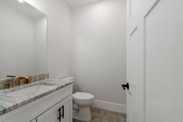 865 Johnson Street, North Andover, MA 01845