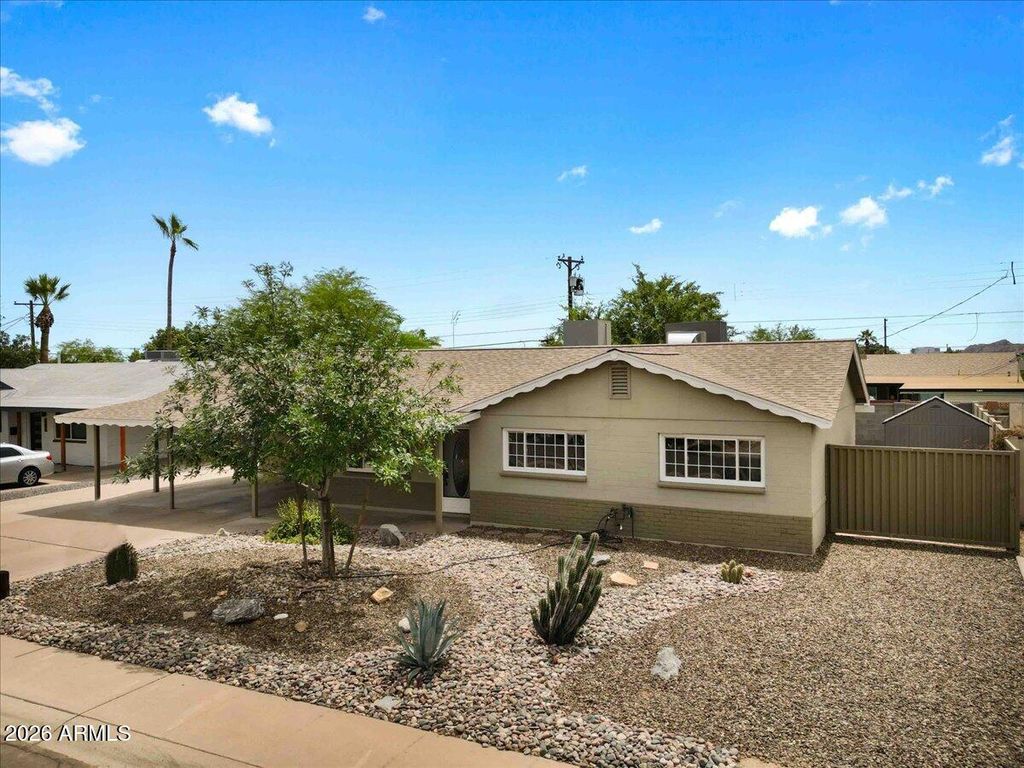 Image 30 of property listing at 6807 E DIAMOND Street, Scottsdale, AZ 85257