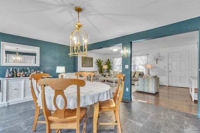 310 Cherokee Trl, Pensacola, FL 32506