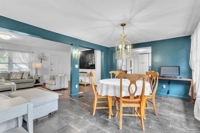 310 Cherokee Trl, Pensacola, FL 32506