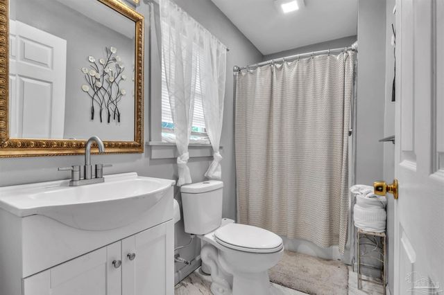 310 Cherokee Trl, Pensacola, FL 32506