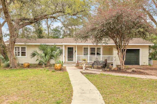 310 Cherokee Trl, Pensacola, FL 32506