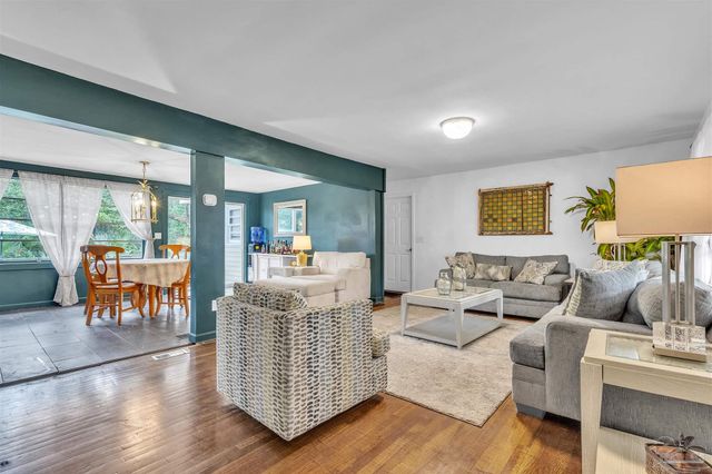 310 Cherokee Trl, Pensacola, FL 32506