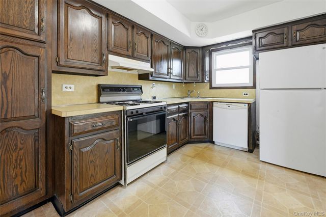 69 Valentine Avenue, Huntington, NY 11743