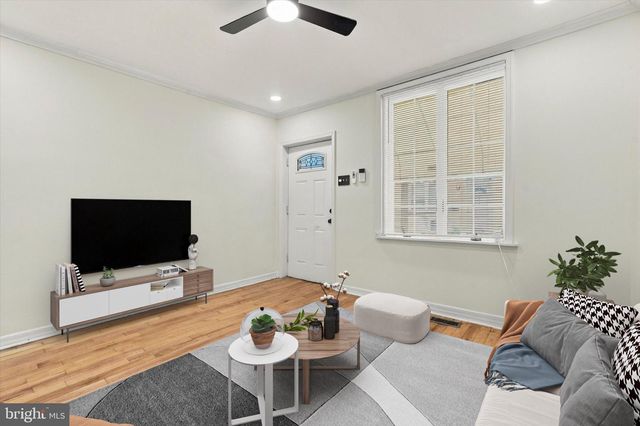 1338 S HICKS ST, Philadelphia, PA 19146