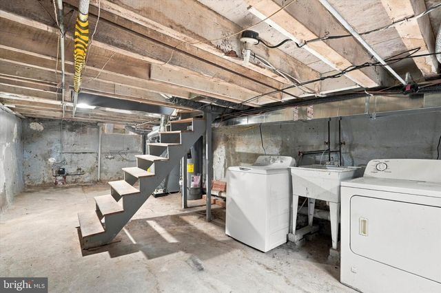 1338 S HICKS ST, Philadelphia, PA 19146