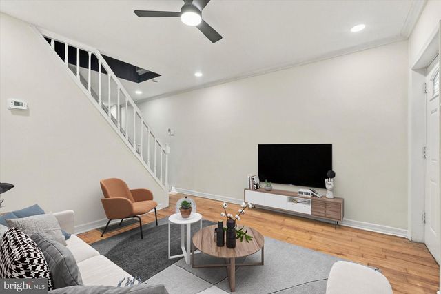 1338 S HICKS ST, Philadelphia, PA 19146