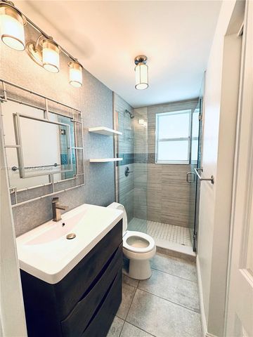 2075 S Hibiscus Dr, North Miami, FL 33181