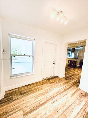 2075 S Hibiscus Dr, North Miami, FL 33181