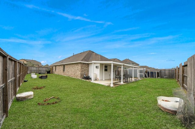 2610 Blue Abbott Drive, Fresno, TX 77545