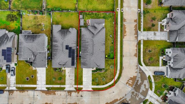 2610 Blue Abbott Drive, Fresno, TX 77545