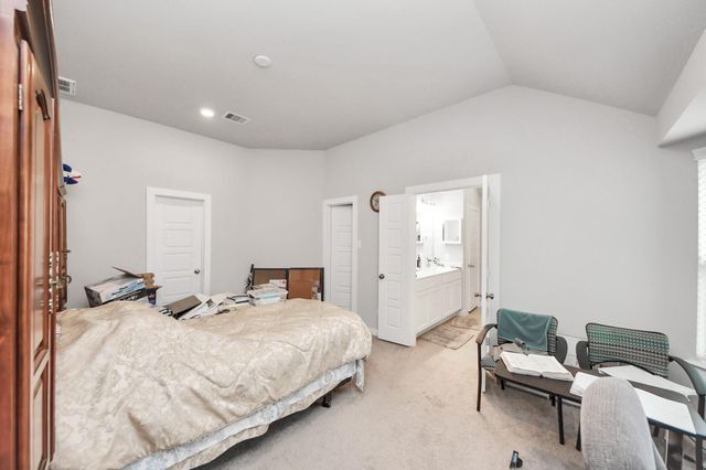 2610 Blue Abbott Drive, Fresno, TX 77545