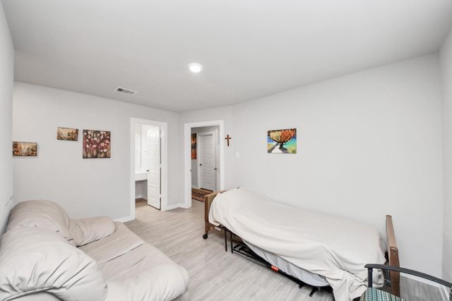 2610 Blue Abbott Drive, Fresno, TX 77545