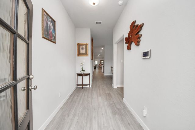 2610 Blue Abbott Drive, Fresno, TX 77545