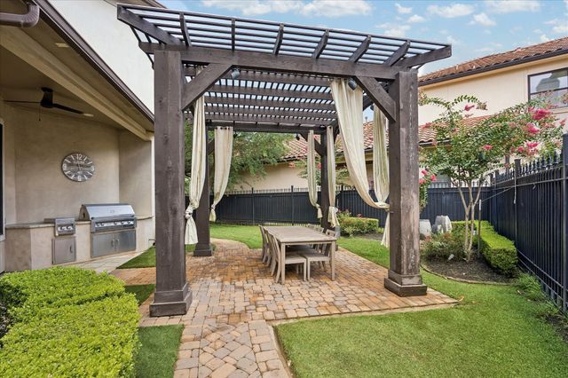11506 St Germain Way, Houston, TX 77082