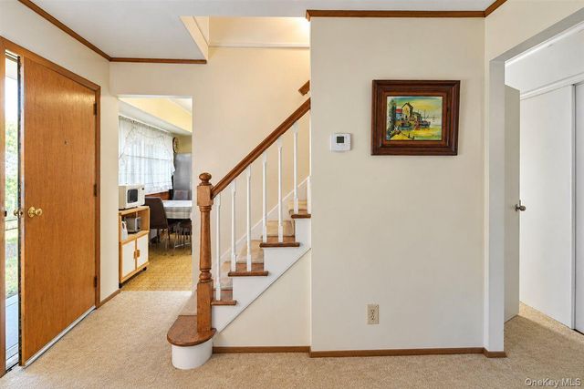 1298 Darby Road E, Wantagh, NY 11793