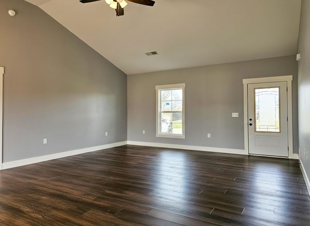 85 Amber Lane, Hustonville, KY 40437