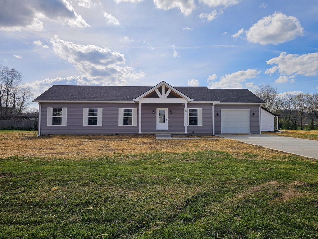 85 Amber Lane, Hustonville, KY 40437