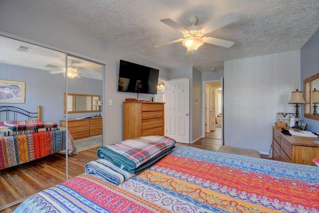 37 Castle Rock Road SE, Rio Rancho, NM 87124