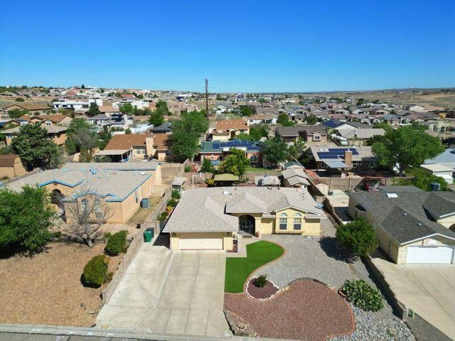 37 Castle Rock Road SE, Rio Rancho, NM 87124