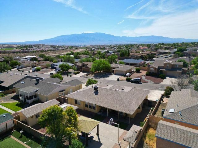 37 Castle Rock Road SE, Rio Rancho, NM 87124