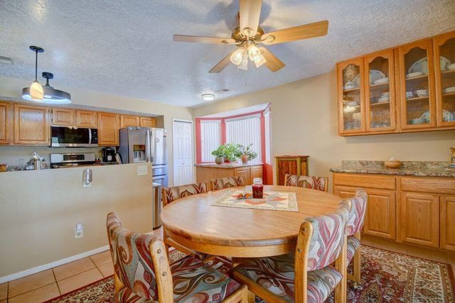37 Castle Rock Road SE, Rio Rancho, NM 87124