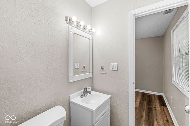 10113 Catalina Drive, Indianapolis, IN 46235