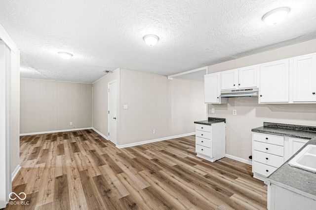 10113 Catalina Drive, Indianapolis, IN 46235