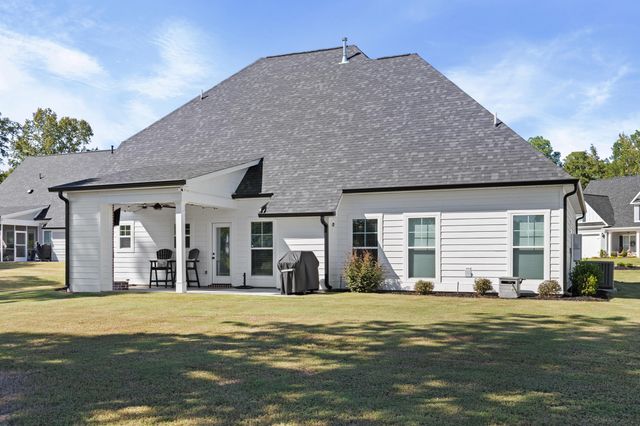 648 Slade Lake Drive, North Augusta, SC 29841
