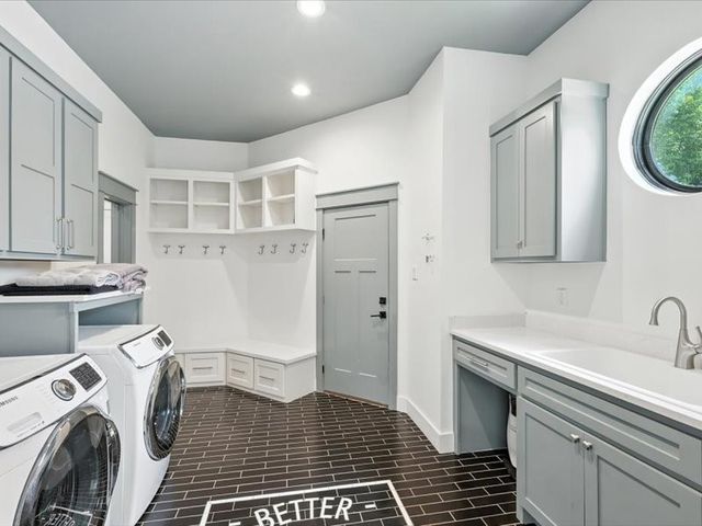 371 S Ring Road, Waxahachie, TX 75165