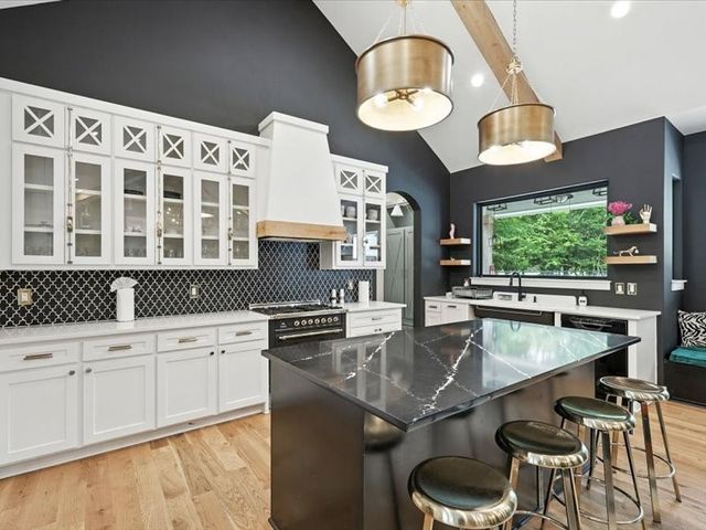 371 S Ring Road, Waxahachie, TX 75165