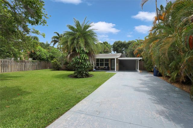 424 NE 27th Dr, Wilton Manors, FL 33334