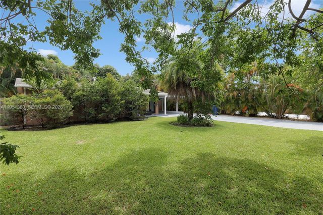 424 NE 27th Dr, Wilton Manors, FL 33334