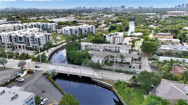 424 NE 27th Dr, Wilton Manors, FL 33334