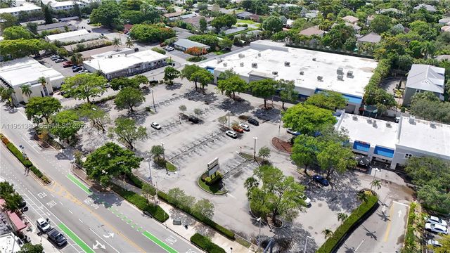 424 NE 27th Dr, Wilton Manors, FL 33334