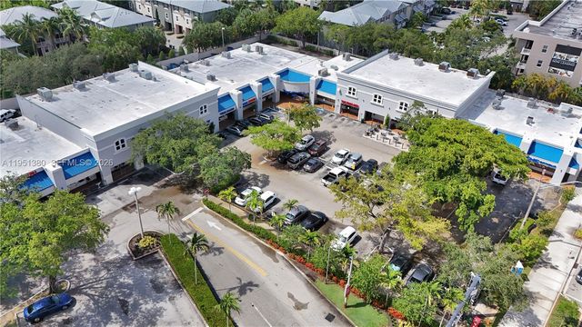 424 NE 27th Dr, Wilton Manors, FL 33334